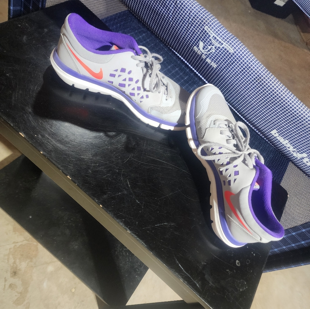 Nike shoes
